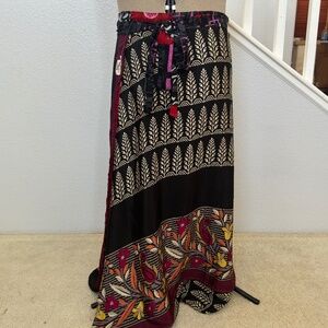 Reversible, dual-pattern Indian silk wrap skirt with black base color